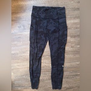 Fast and Free High-Rise Tight 25"